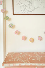 East End Press Egg Hunt Easter Garland