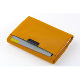 Hobonichi A6 Cover - Tragen: Mustard