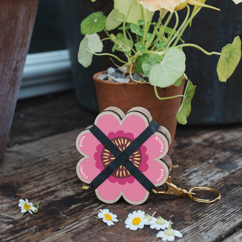 Studio Wald Keyring Flower Press - Pinks and Blues
