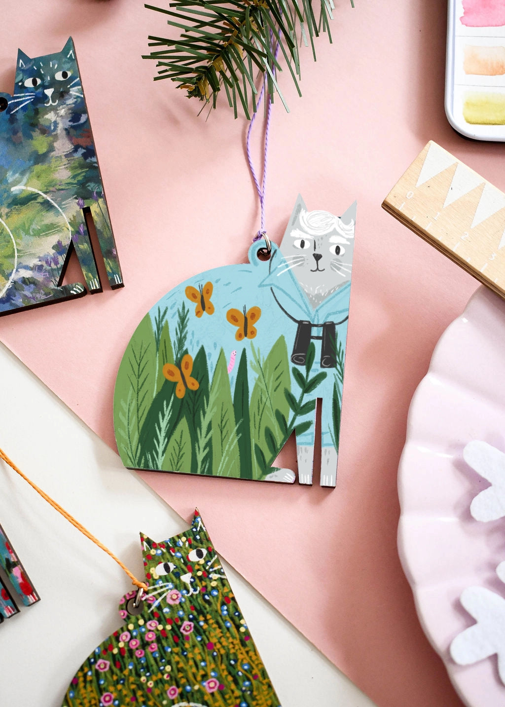 Niaski Wooden Cat Hanging Decoration - David Cattenborough