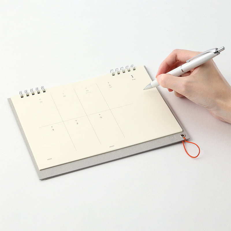 MD Paper 2026 Desk Calendar Weekly