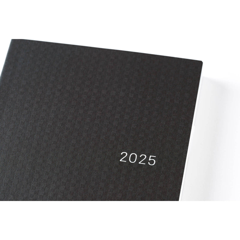 Hobonichi Techo 2025 English Hon (January Start) A5 - Paper Series: Black Gingham