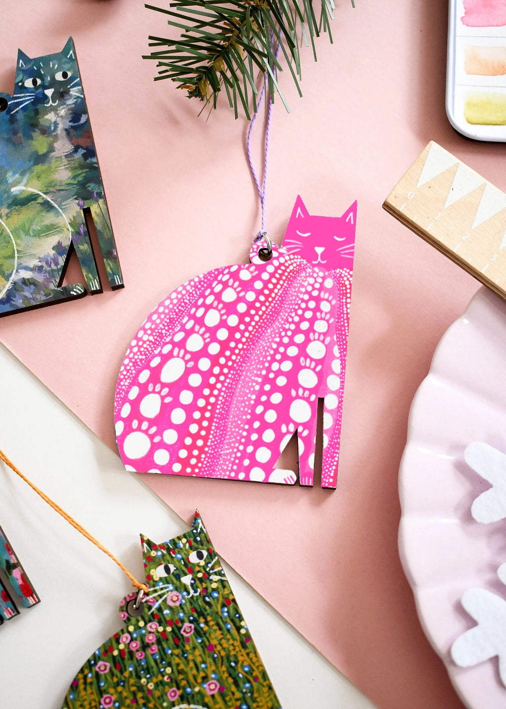 Niaski Wooden Cat Hanging Decoration - Yayoi Catsama