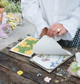 Studio Wald XL Vine Flower Press
