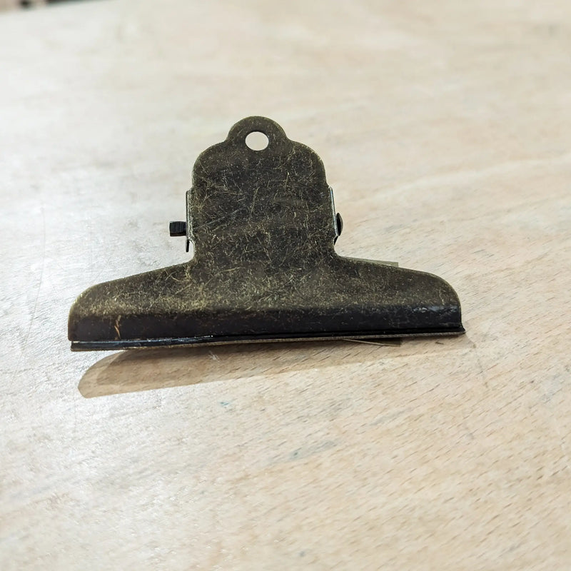 Antique Style Metal Clip