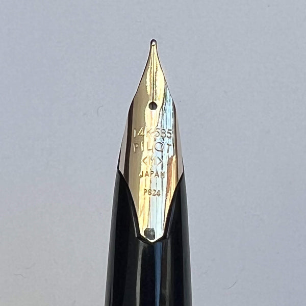 Pilot Elited E95S Fountain Pen 14k Gold Nib - Black