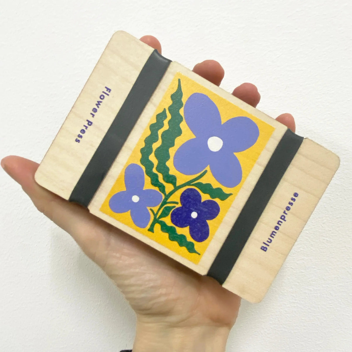 Studio Wald Smock Pocket Flower Press