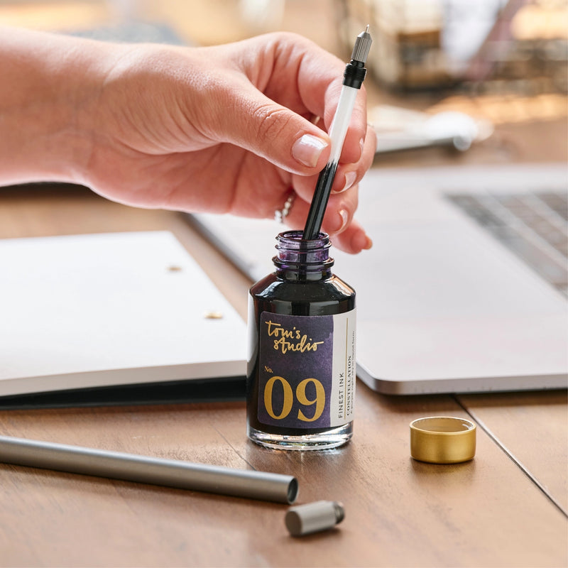 Tom's Studio The Lumos Pro Refillable Single Tip Pen Titanium