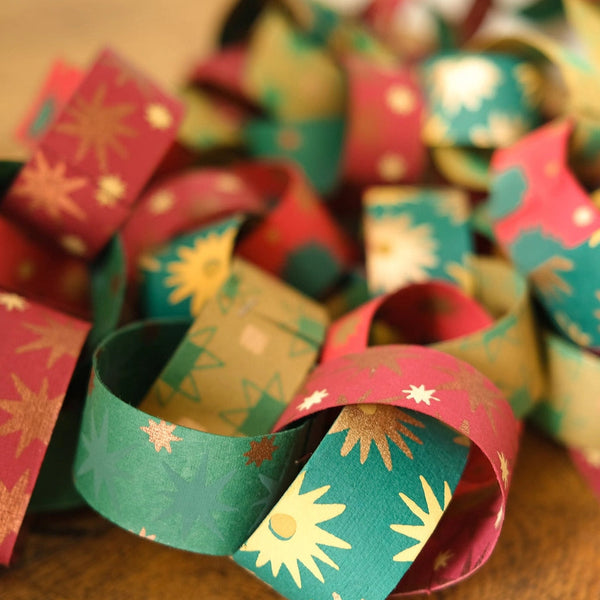 East End Press Christmas Paper Chain Kit