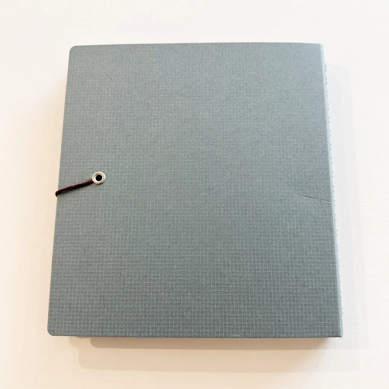 Kleid String Tie Square Notebook Grey