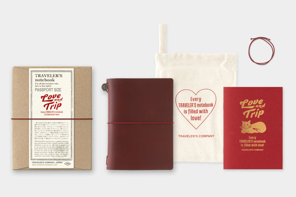 Traveler's Company. Love & Trip Red Notebook - Passport Size