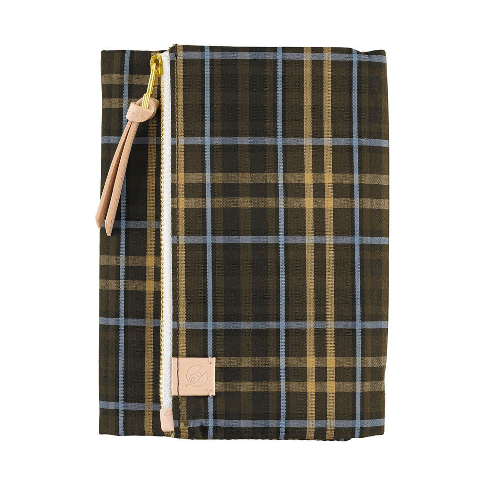Hobonichi A6 Cover - Tragen: Bitter Plaid