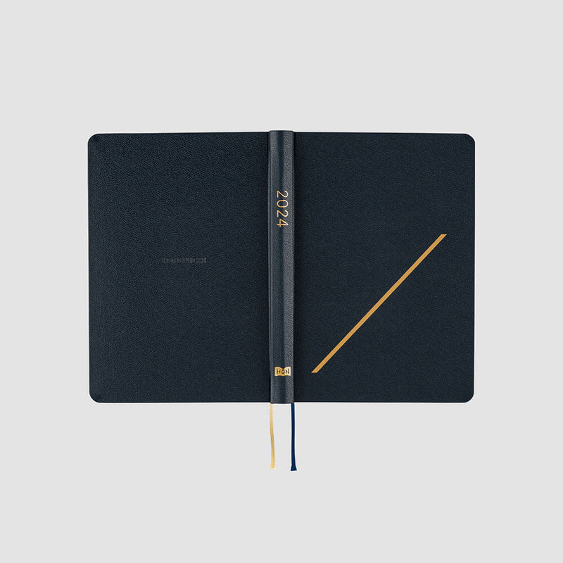 Hobonichi Techo Hon 2024 A5 English - Navy Slash