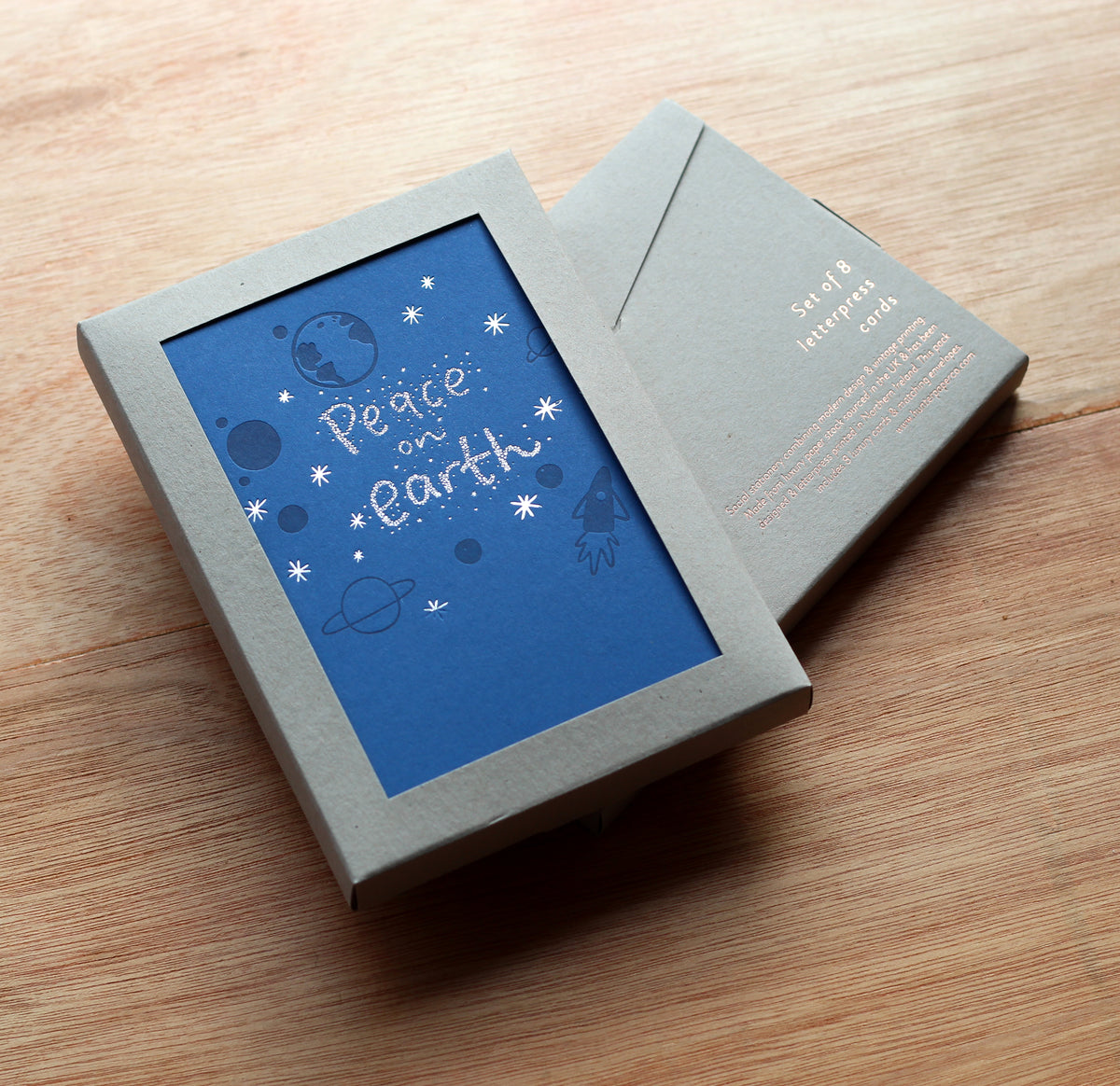 Peace On Earth Christmas Pack of 8 Cards