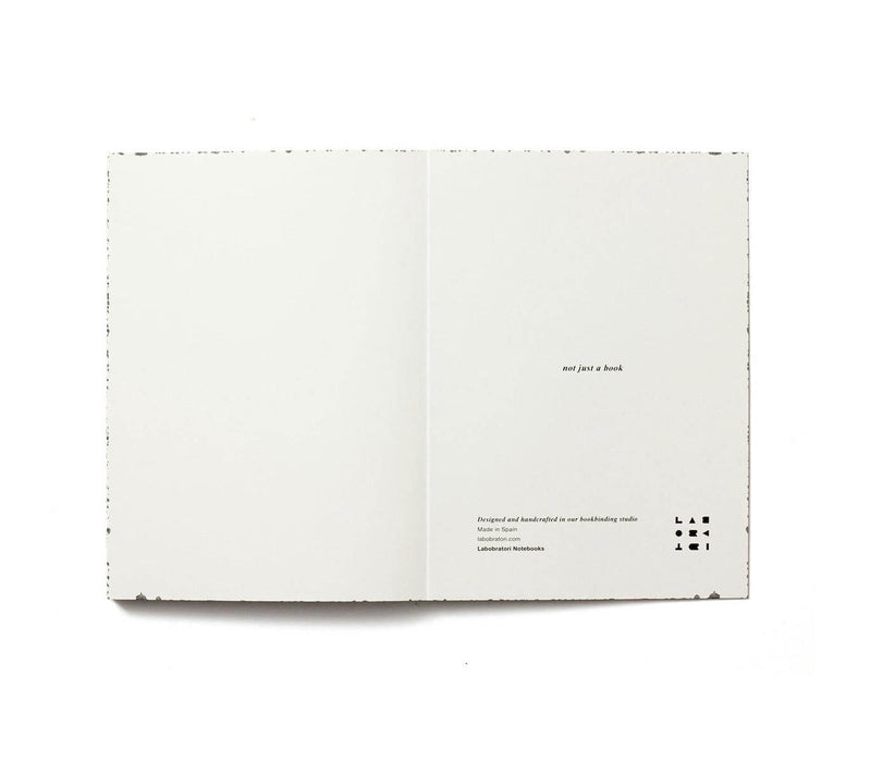 Labobratori Spray Splash Black & White Soft Cover B6 Plain Notebook